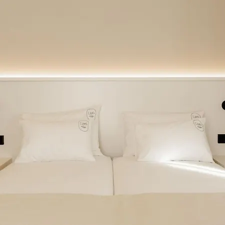 Szálloda Livo Boutique Living