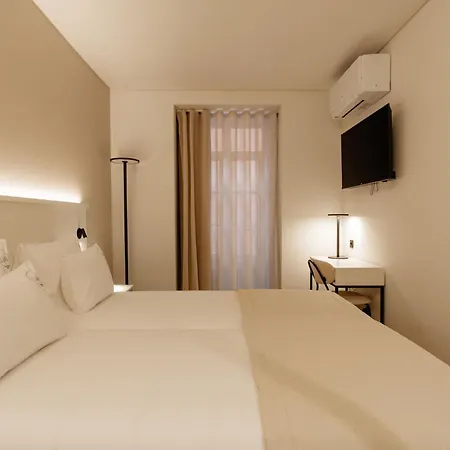 Livo Boutique Living Πανσιόν