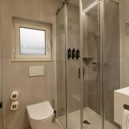 Livo Boutique Living Πανσιόν